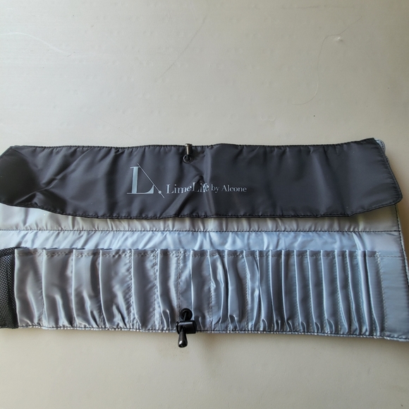 Lime line by alcone cosmetic bag - Picture 2 of 4